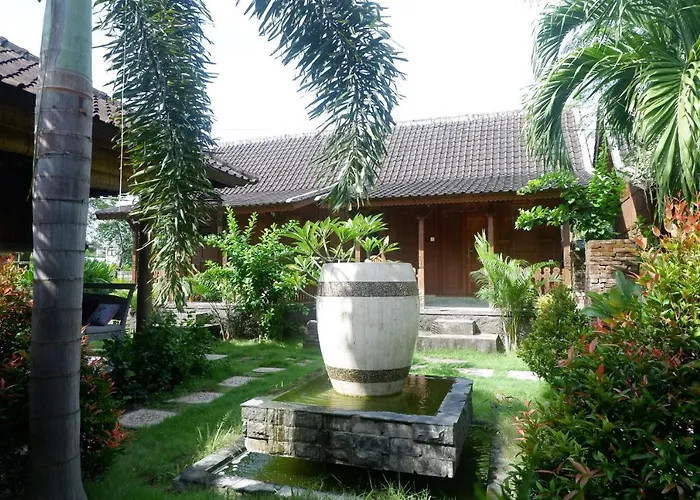 Satria House Maison d'hôtes